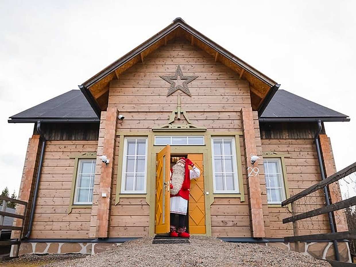 Meet Santa Claus at Elves Village, Levi — private family visit, photo 4