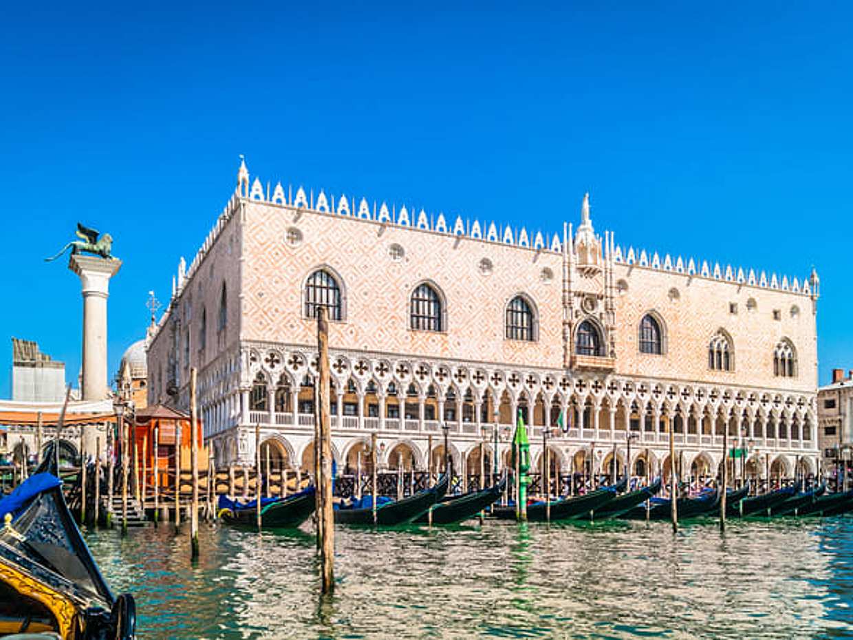 Ducal Venice: guided promenade and Doge's palace tour