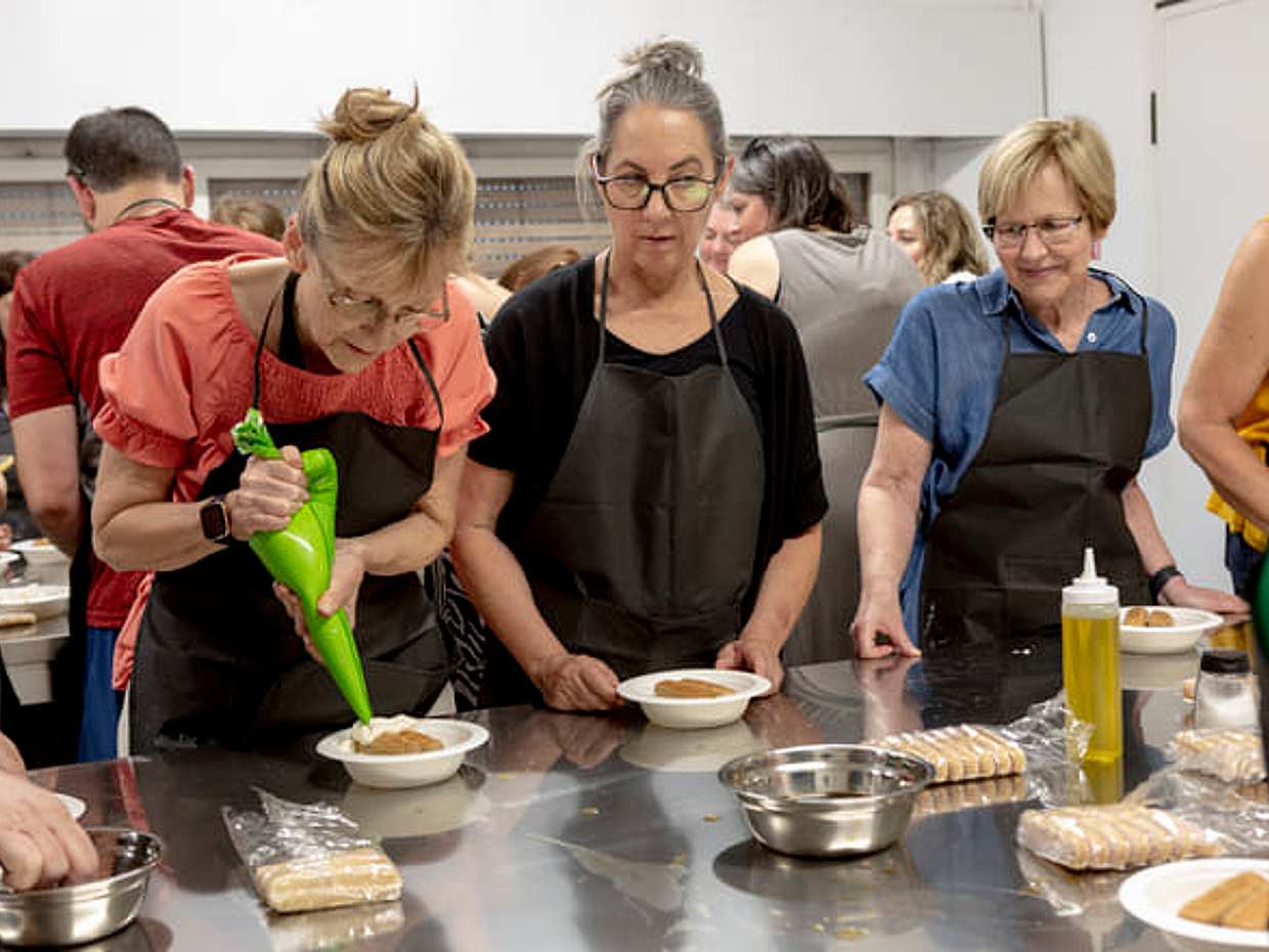 Pasta and Tiramisù Cooking Class in Italy, Florence, photo 2