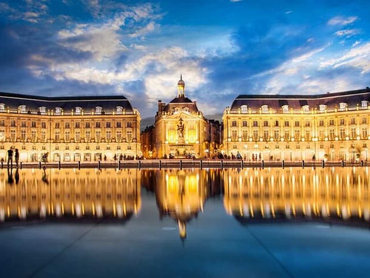 Bordeaux Caça ao Tesouro e Destaques Passeio a Pé Autoguiado na França, photo 3