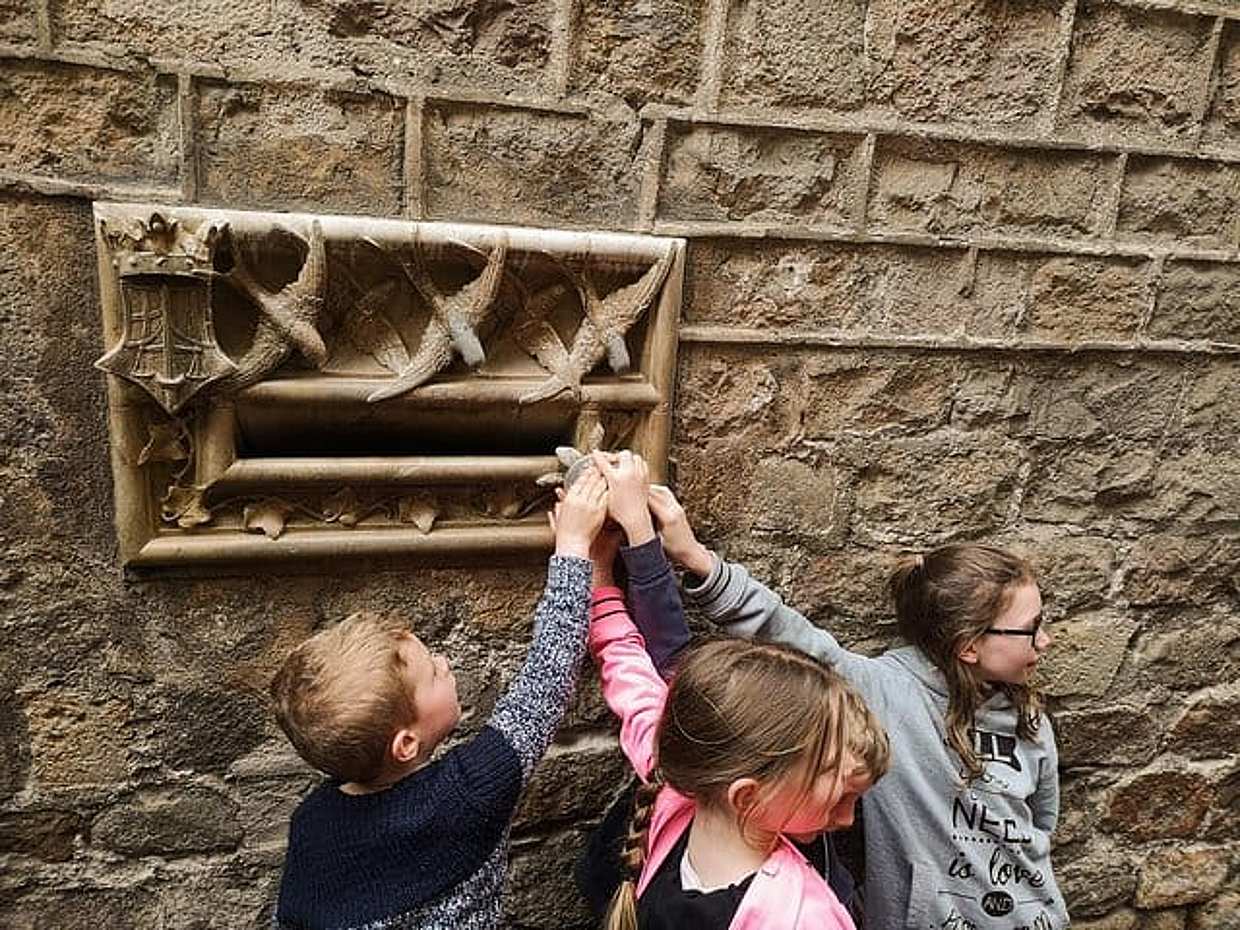 Family Private Tour: Churros, Hot Chocolate & Games in Barcelona in Spain, photo 4