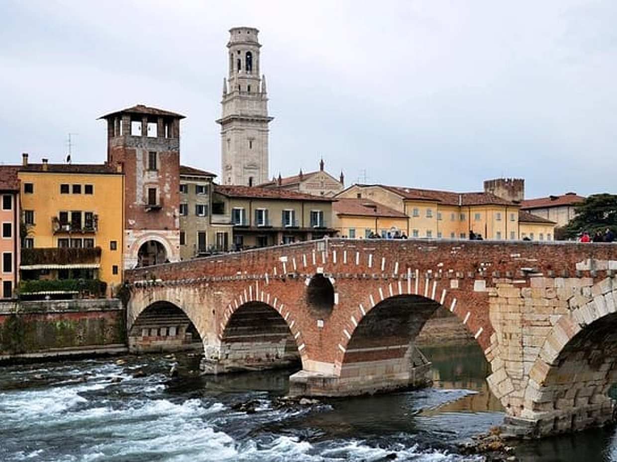 "Tour privado de Venecia a Verona y Sirmione con conductor local en Italia", photo 5