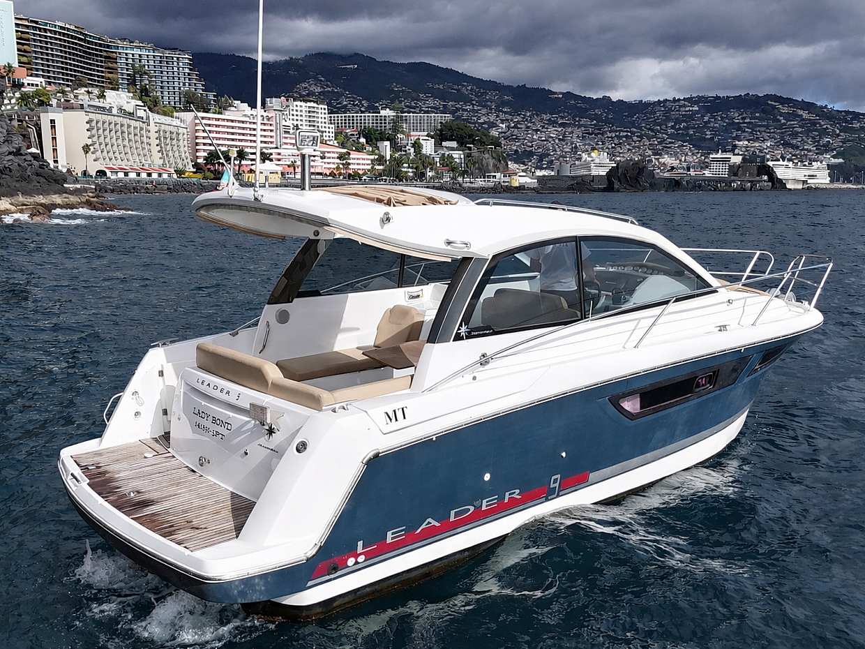 Private Yacht Tour: Cabo Girão & Crystal Waters in Portugal, Funchal, photo 5