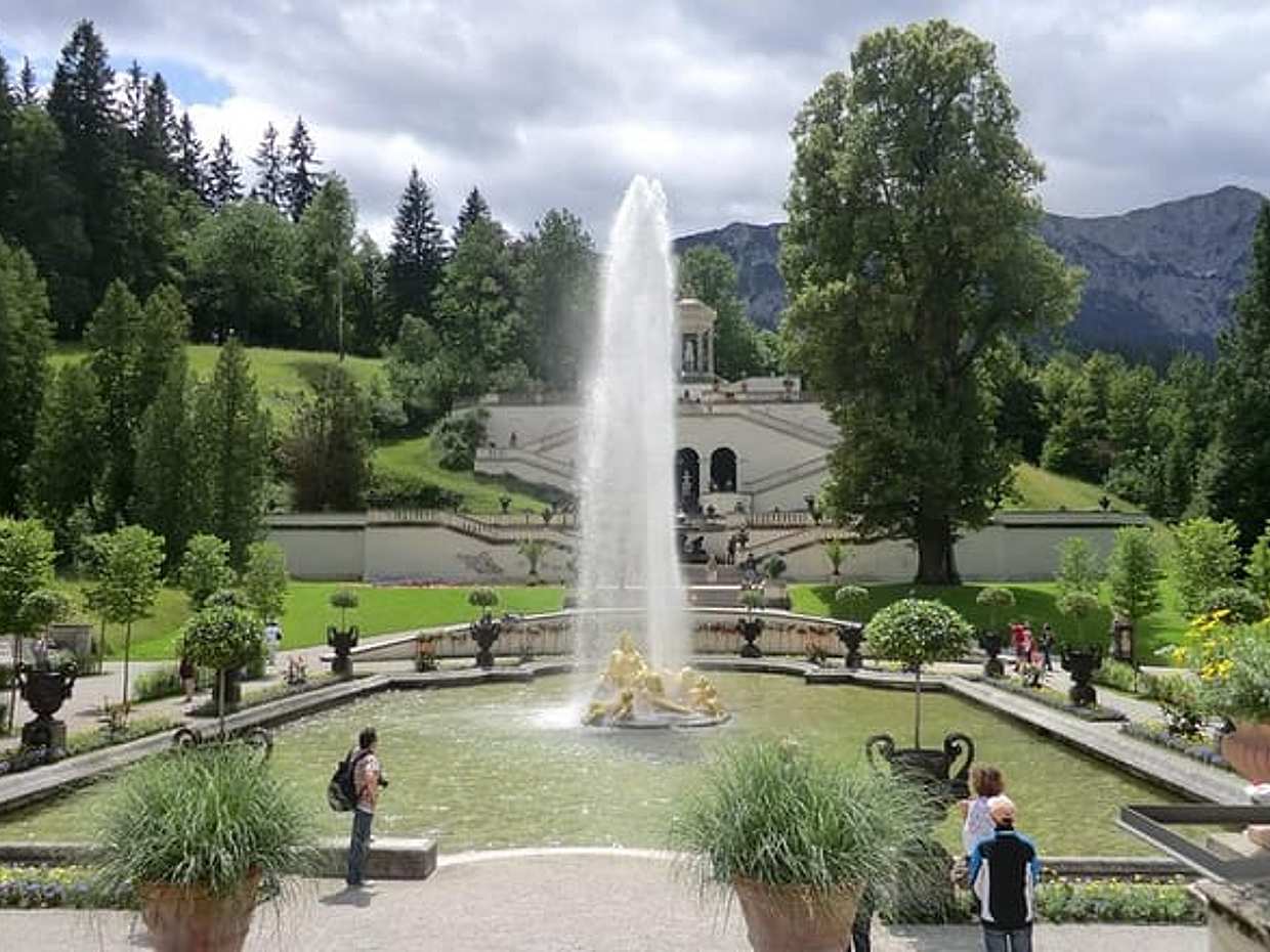 VIP Daytrip Neuschwanstein, Linderhof and Grotto from Munich  in Germany, photo 3