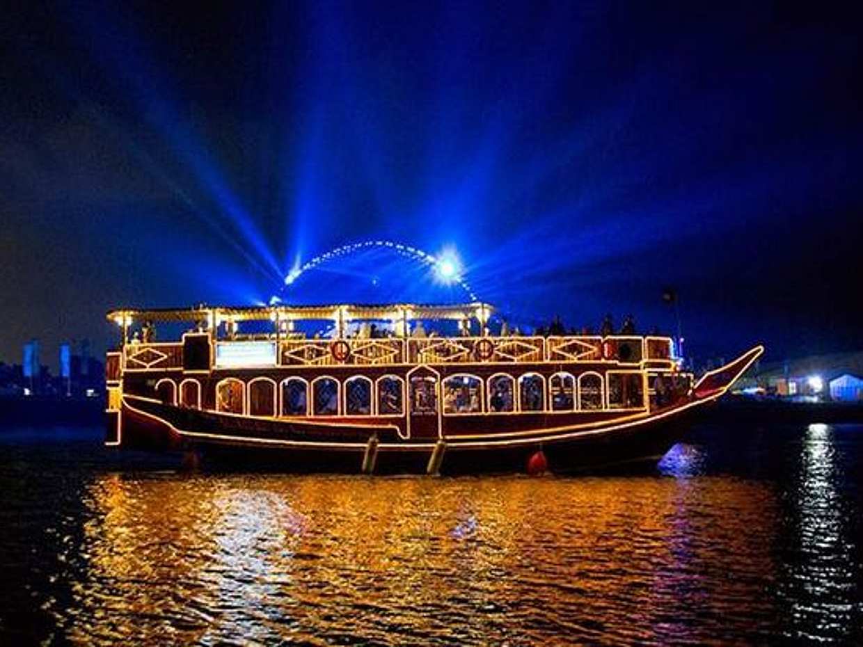 Marina Dhow Cruise with BBQ Dinner and Transfer in United Arab Emirates, Dubai, photo 3