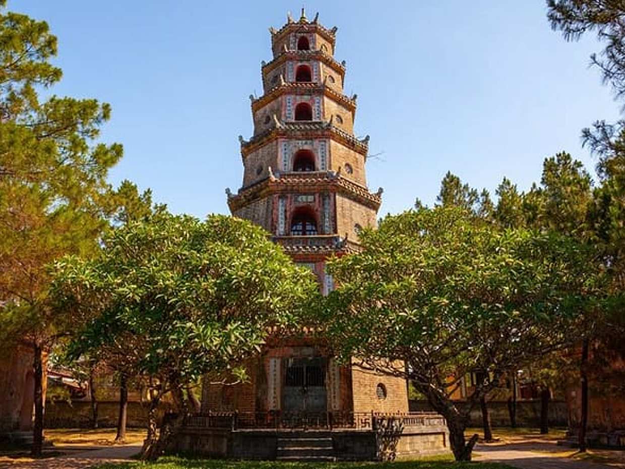 Scenic Dragon Boat Trip On Perfume River - Hue City, photo 5