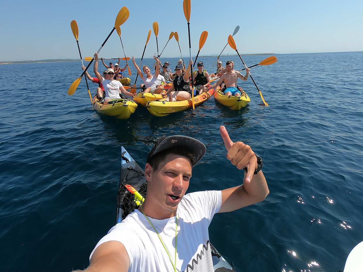 Pieno speleo-safari in kayak in Croazia, Premantura