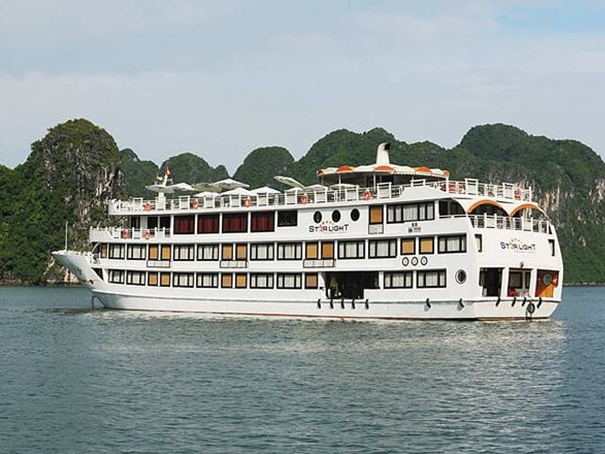 Starlight Luxury Overnight Cruise 2 Days 1 Night Tour, photo 3