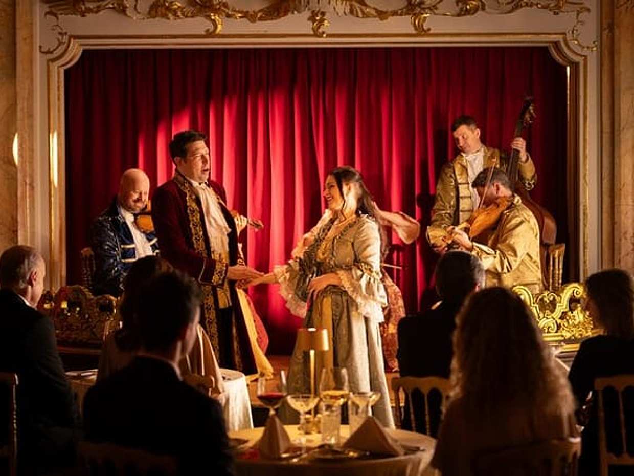 "Mozart Dinner Opera a Praga con Audioguida in Cechia", photo 3