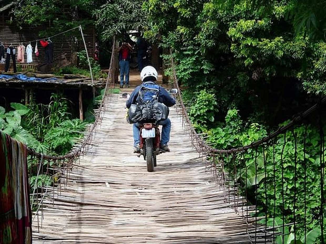 Hanoi - Mai chau Adventure 2 Days 1 Night sleep at bungalow -packaged tour
