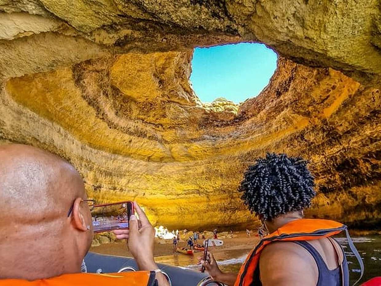 Comporta do Algarve soukromá prohlídka s výletem lodí do jeskyní Benagil v Portugalsku, Lisabon