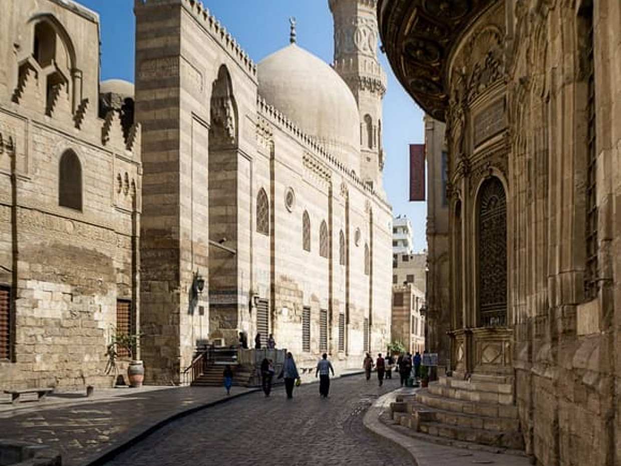 Cairo Day Tour To El Moez Street And Al Azhar Park