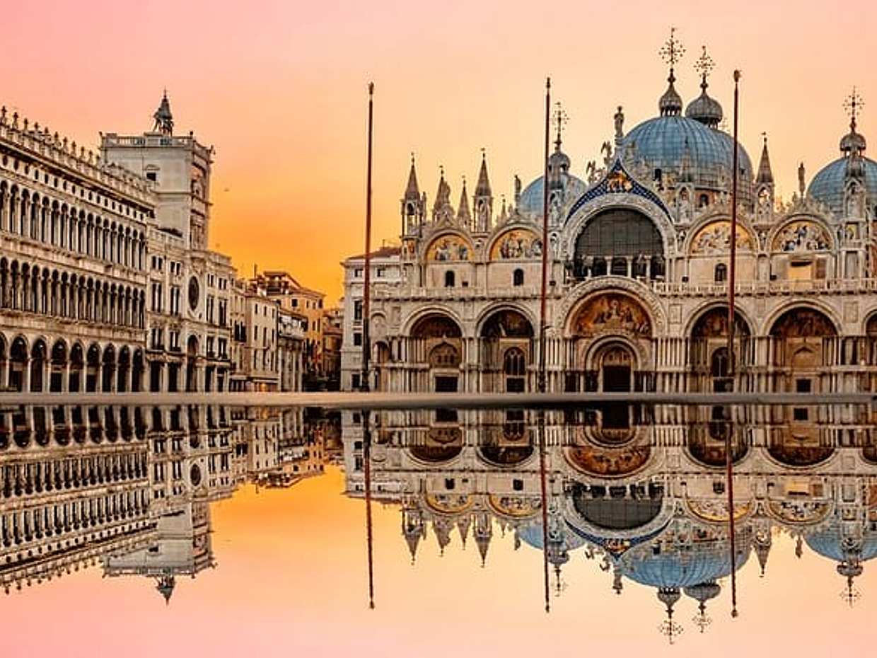 Private Transfer from Split to Venice, Hotel-to-hotel, English-speaking driver