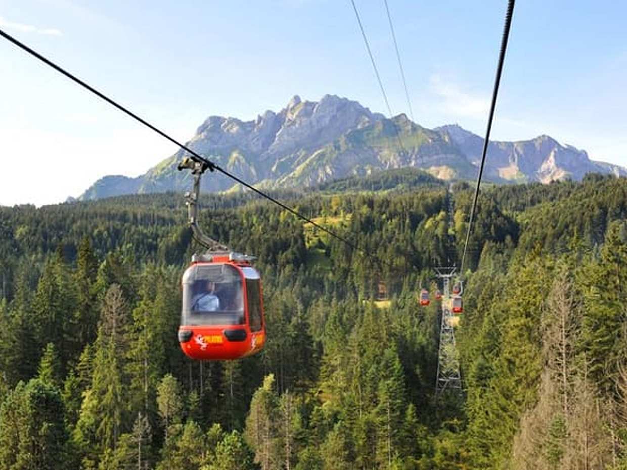 Mt. Pilatus Golden Roundtrip Private Day Tour from Zürich in Switzerland, photo 4