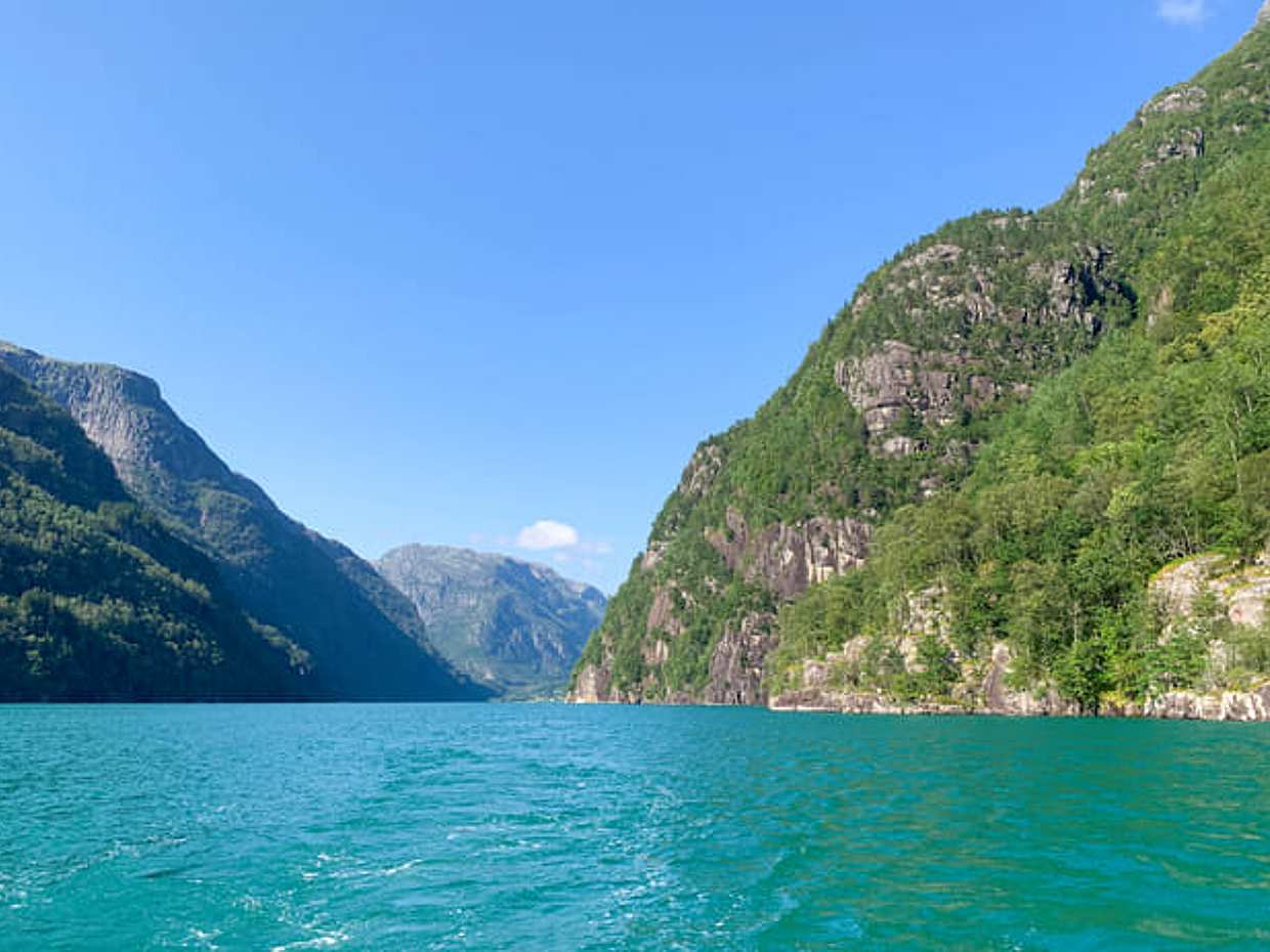 Fyksesund with waterfall private yacht cruise from Norheimsund, refreshments included, photo 2