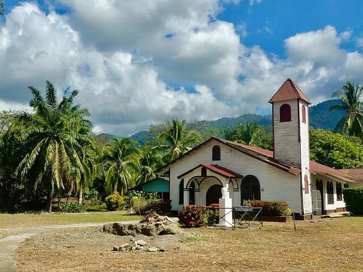 Private Transfer From Monteverde to San Jose With 2 Stops