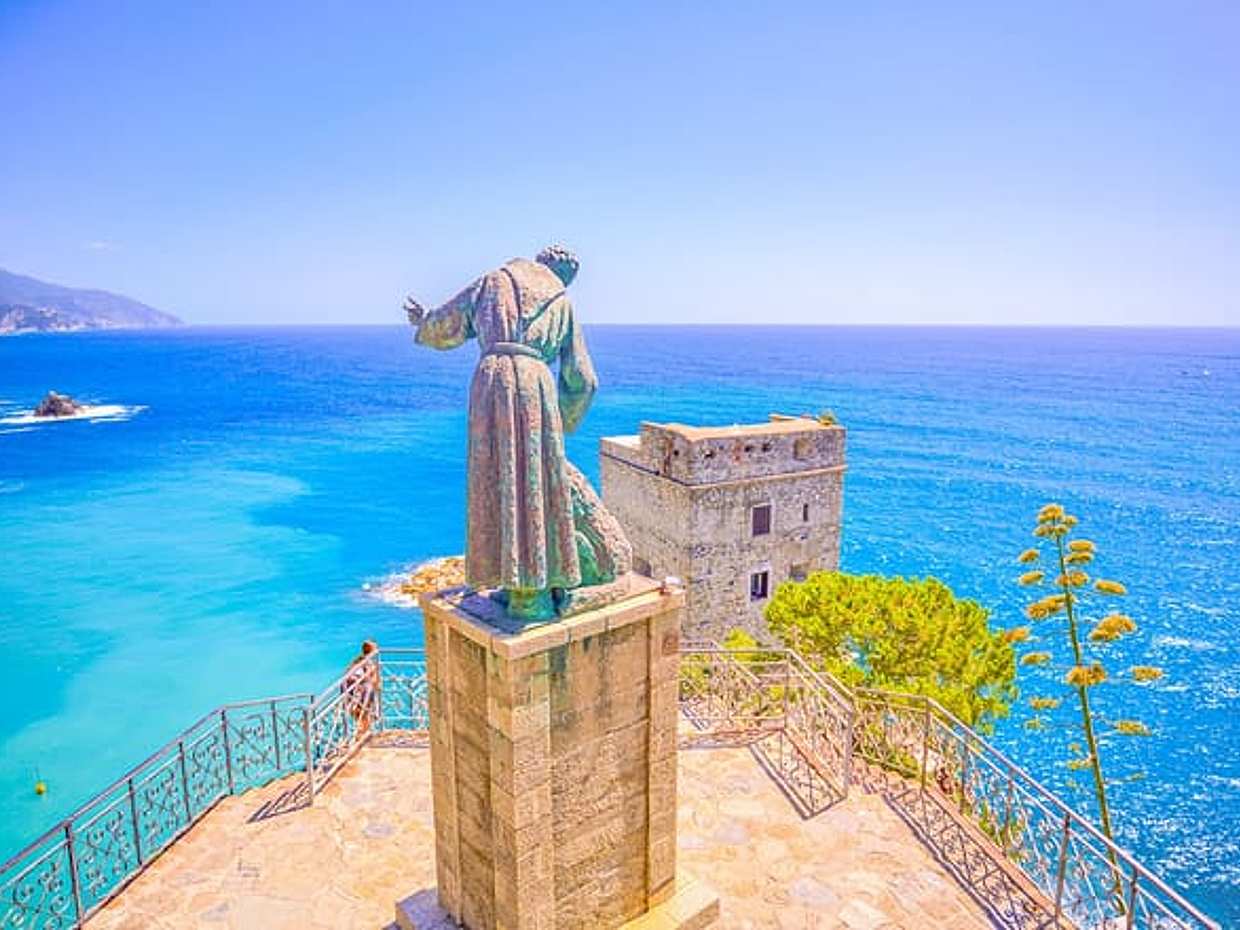 Full day tour to Cinque Terre from Milan: the pearls of the Gulf of the Poets, photo 2