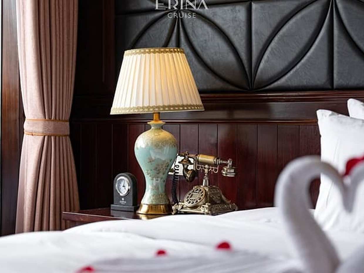 Halong & Lan Ha Bay 2D1N Luxury Cruise with Pool & Activities in Vietnam, Ha Long, photo 2