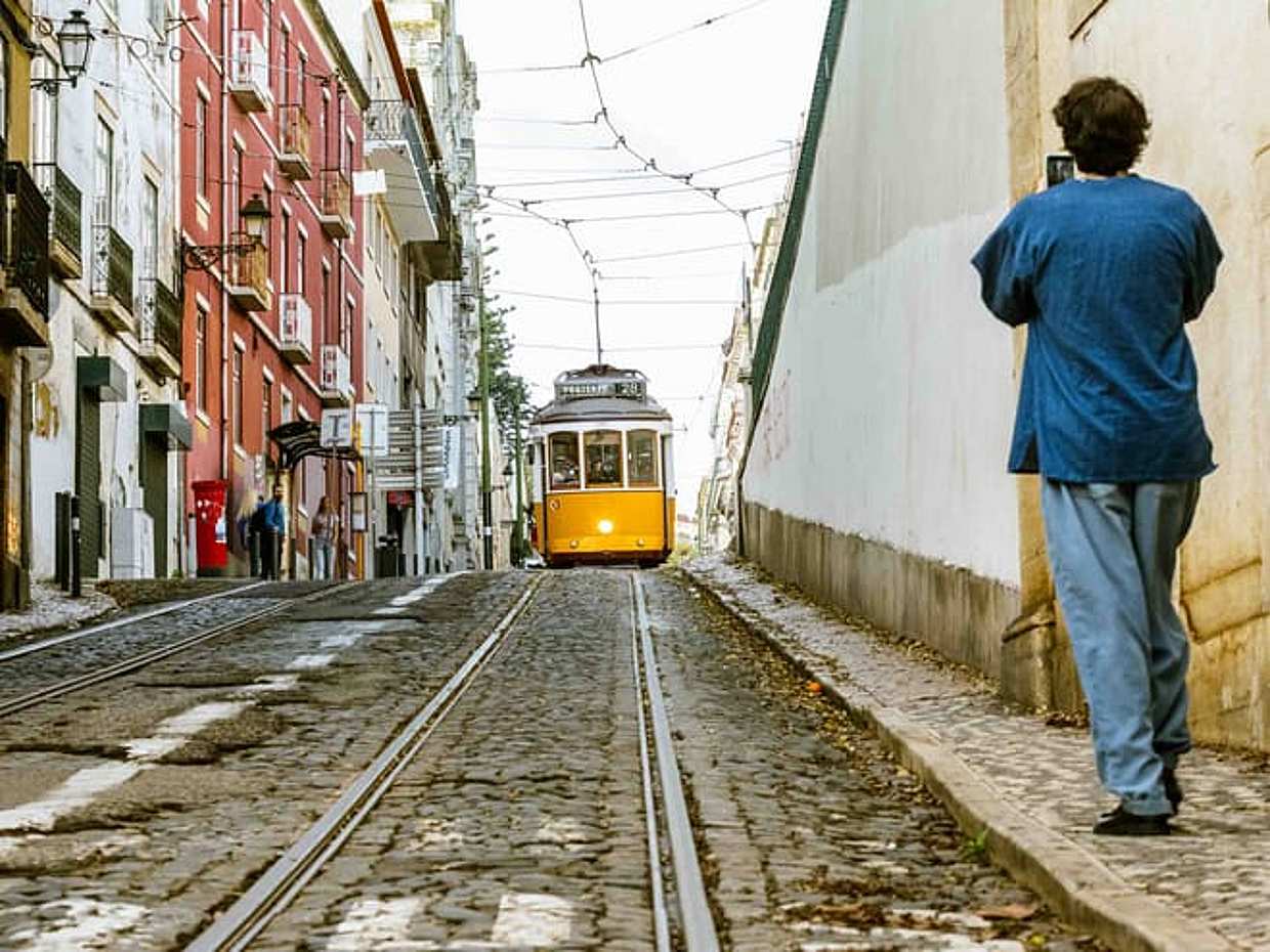 "Tour fotografico di Lisbona: Autentica Alfama con fotografo locale in Portogallo", photo 4