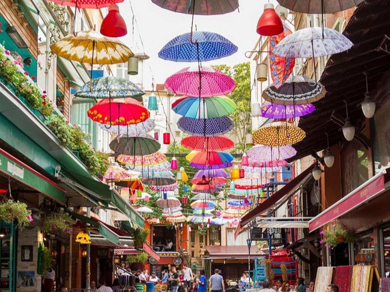 Tasting Istanbul Flavors in Kadikoy Moda