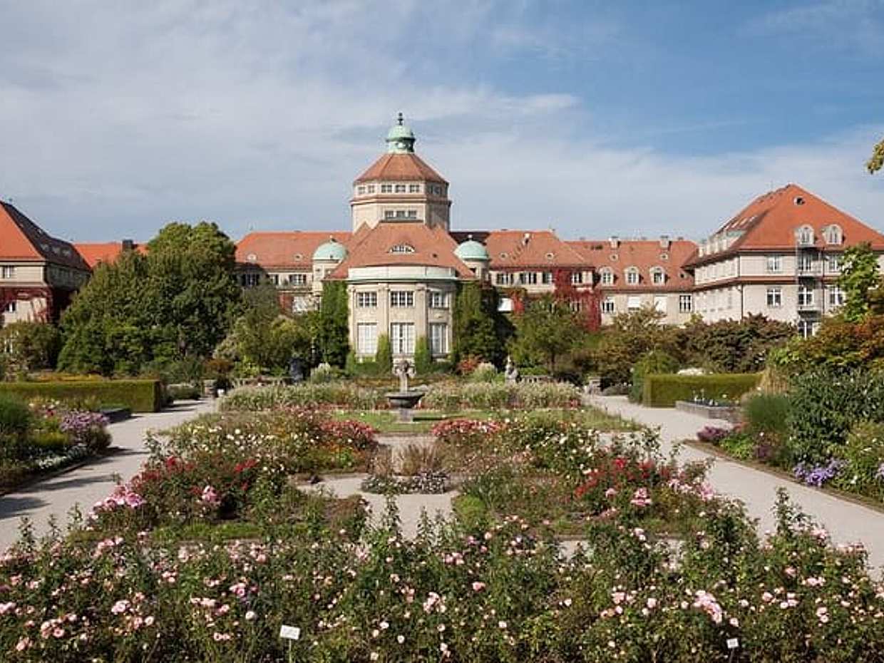 Private Transfer From Dresden To Munich With a 2 Hour Stop, Germany, photo 3