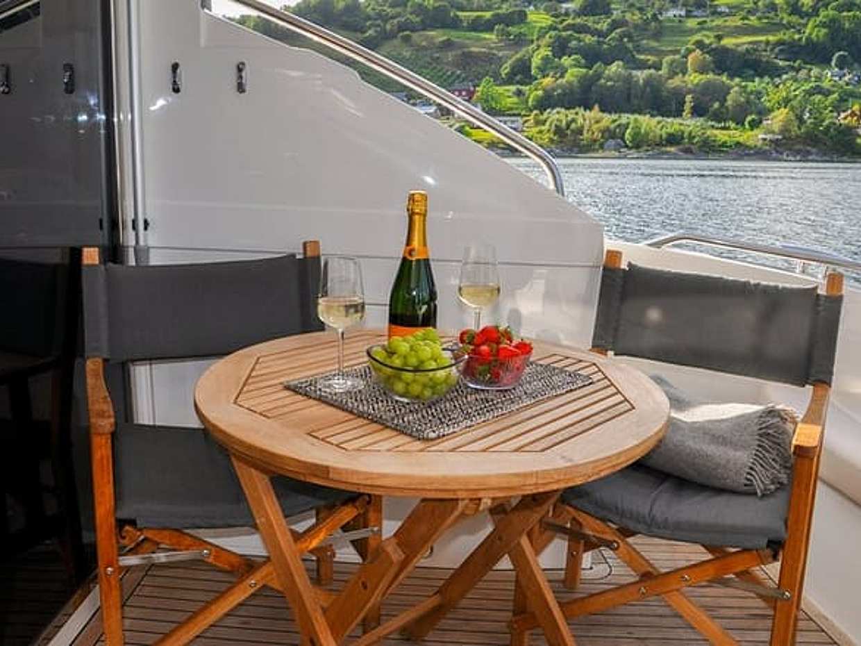 3 h private yacht-cruise around Bergen, photo 5