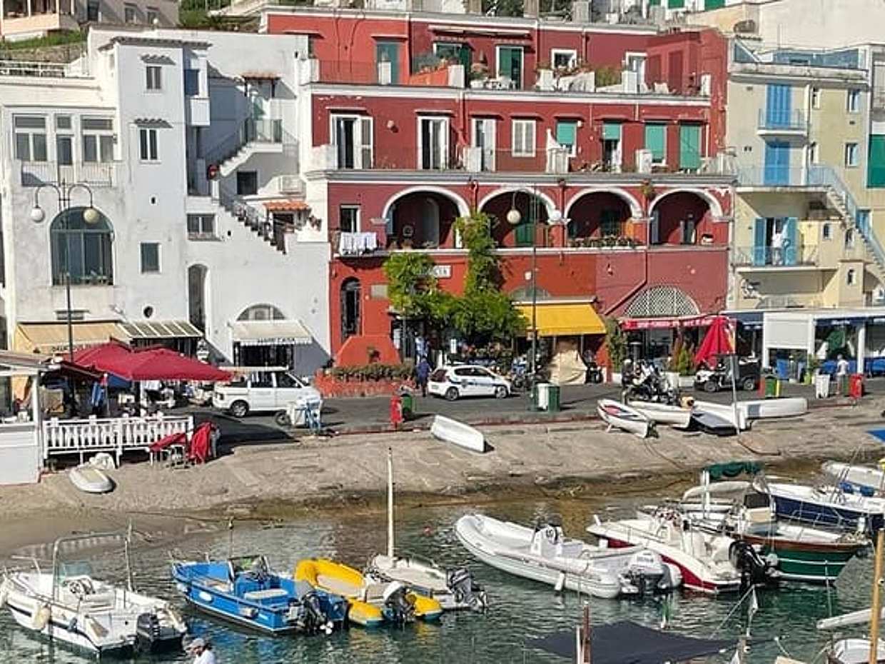 Von Sorrento / Positano / Capri – Meereserlebnis & Transfer in Italien, Marina Grande, photo 2