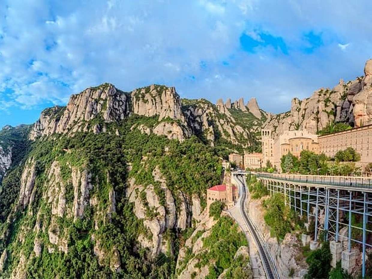 Best of Montserrat: Private Guided Tour with Pick-Up & Drop-Off in Spain, Barcelona, photo 5