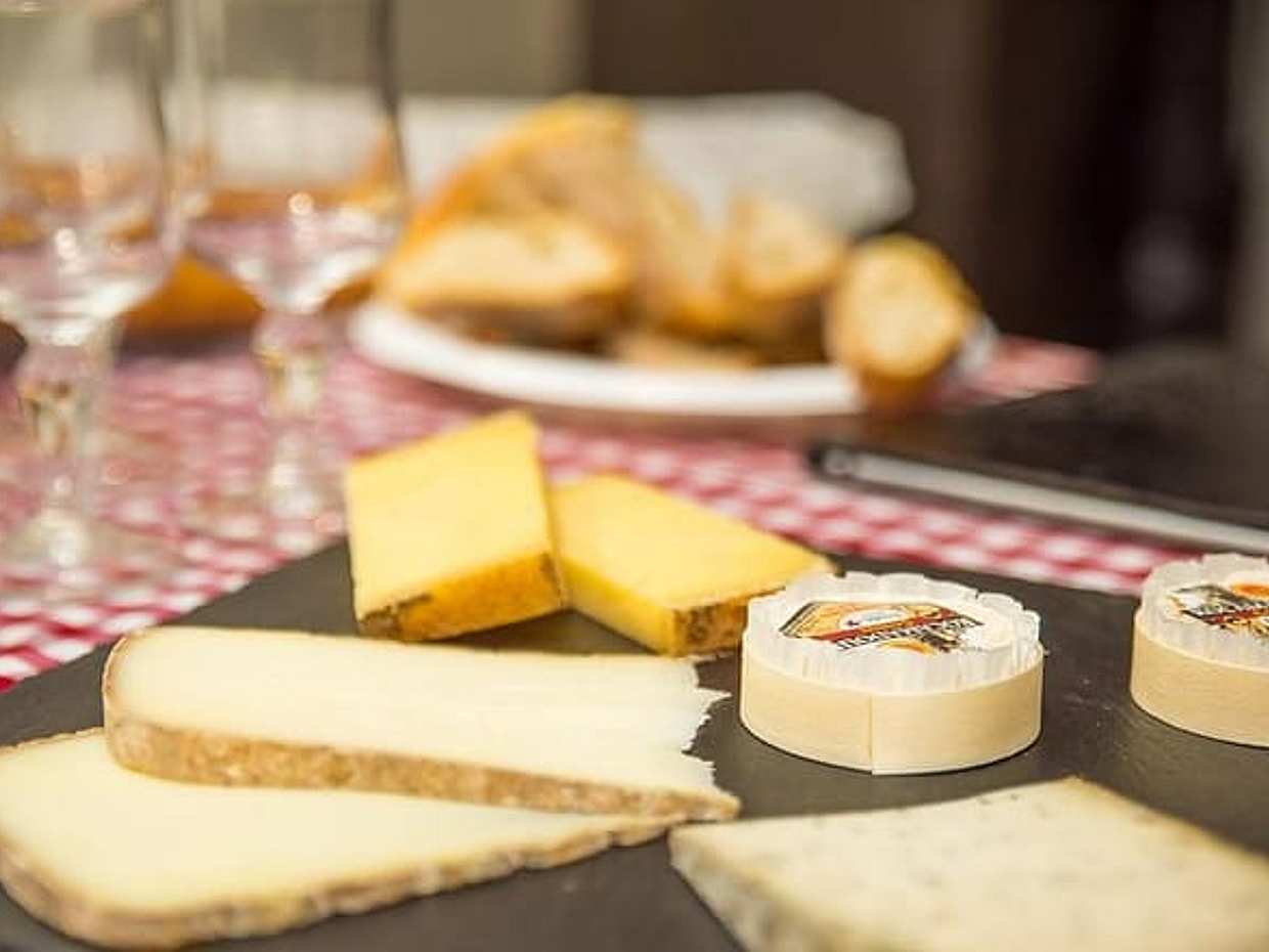The Marais Private Food Tour with a French Gastronomy Expert, photo 5