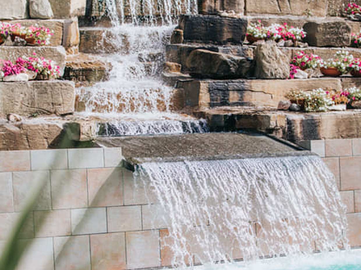 Bagno di Romagna: entry to thermal pool from 10 to 19 + SPA + lunch + 25 min massage (Monday, Tuesday, Wednesday and Thursday)