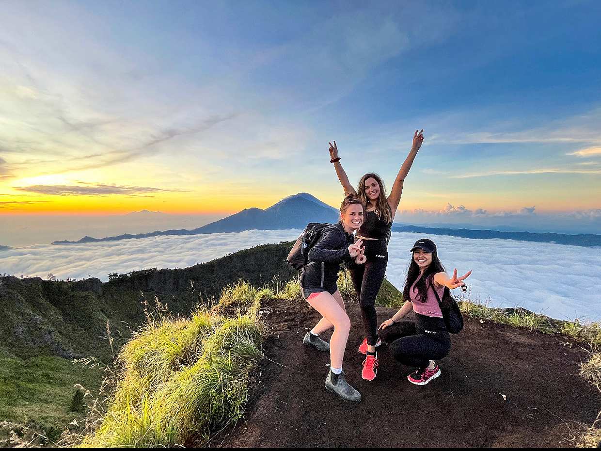Mount Batur Sunrise Hiking with Breakfast