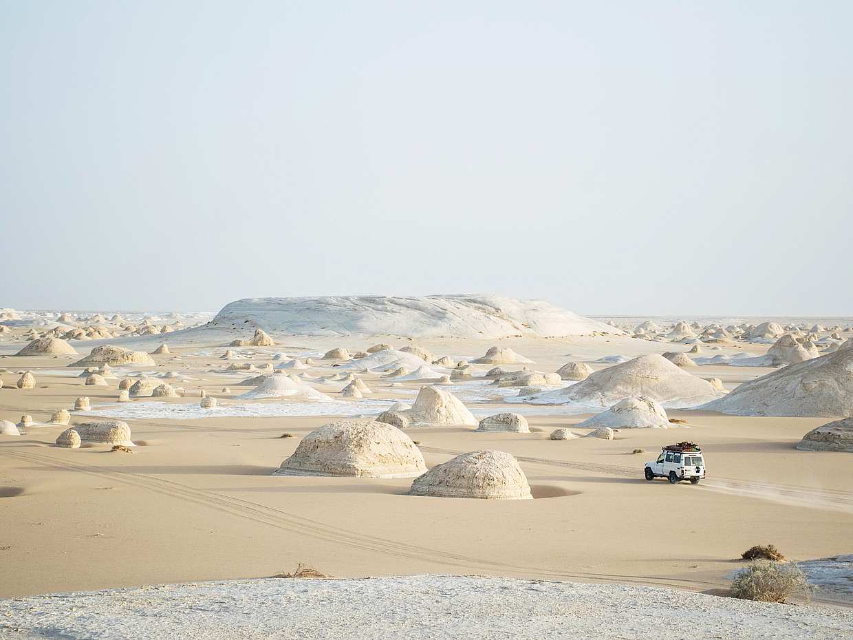Safari no Oásis de Bahariya com Visita ao Deserto Preto e Branco, 1 Noite e 2 Dias no Egito, Cairo.
, photo 2