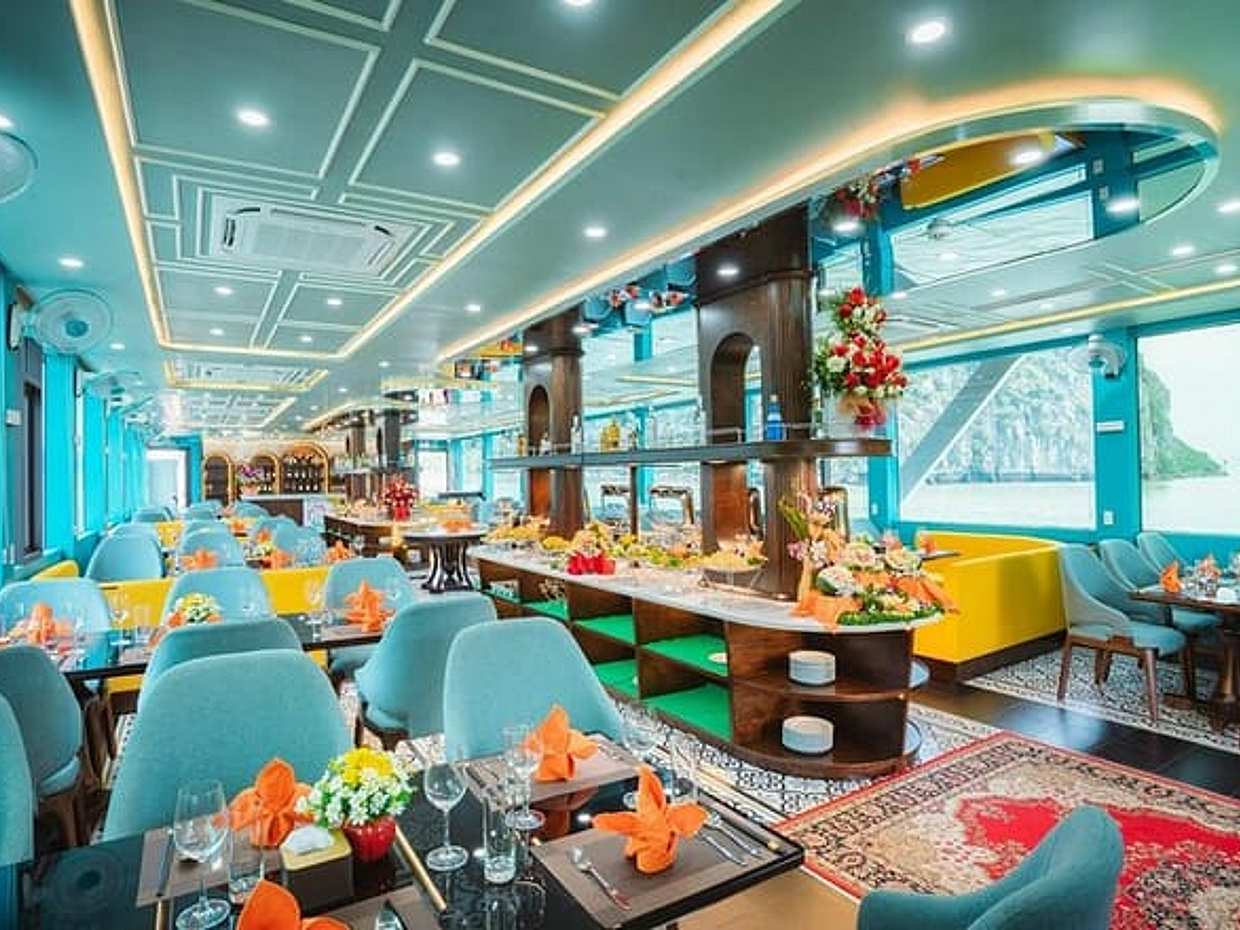 Hanoi : Ha Long Bay Luxury Day Cruise with Limousine and Buffet, photo 2