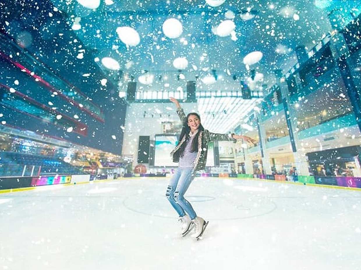 Dubai Ice Rink Entry Pass in United Arab Emirates, Sharjah