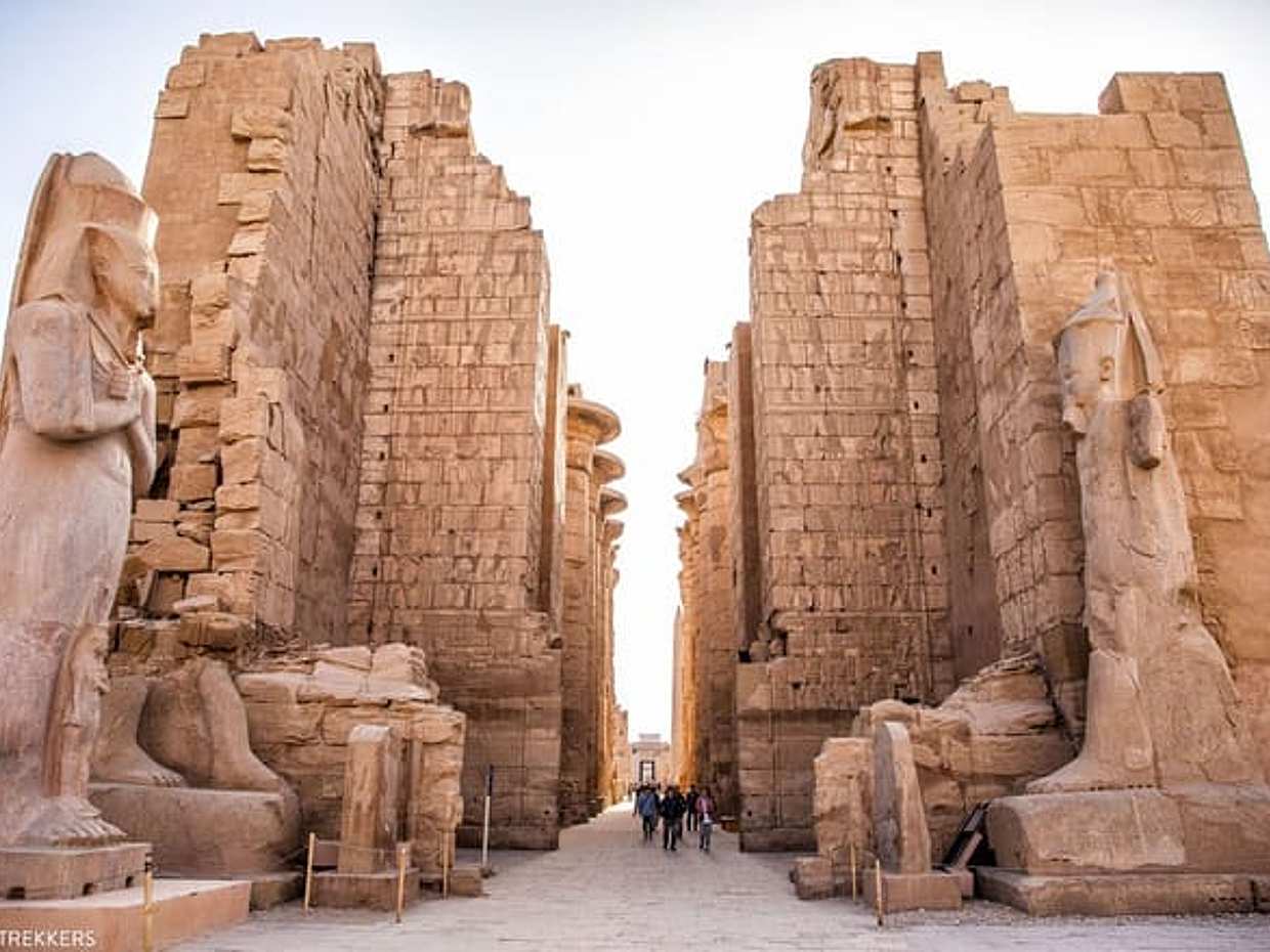 Private Day Tour To Valleys and Temples In Luxor From Cairo, photo 3