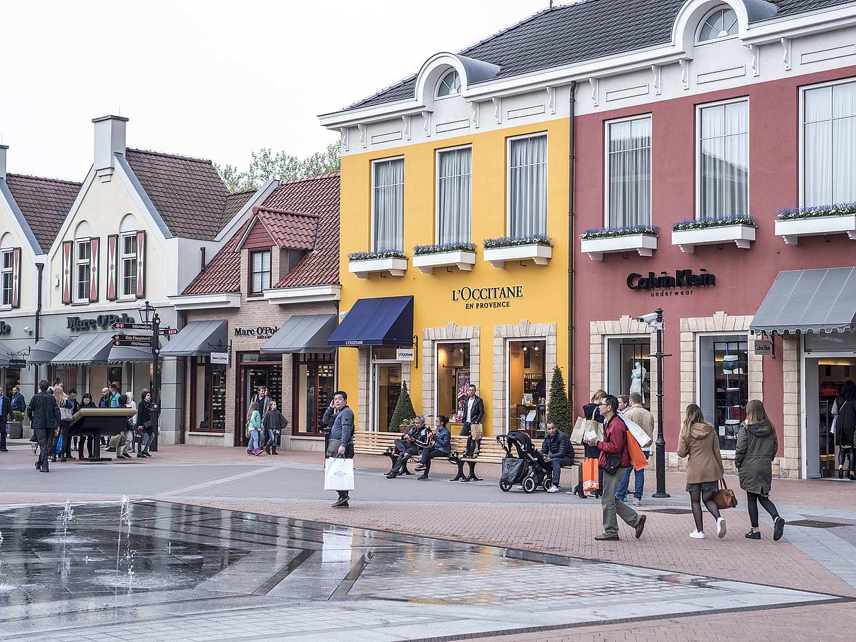 Golden Shopping Pass to McArthurGlen Designer Outlet in Salzburg in Austria, photo 3
