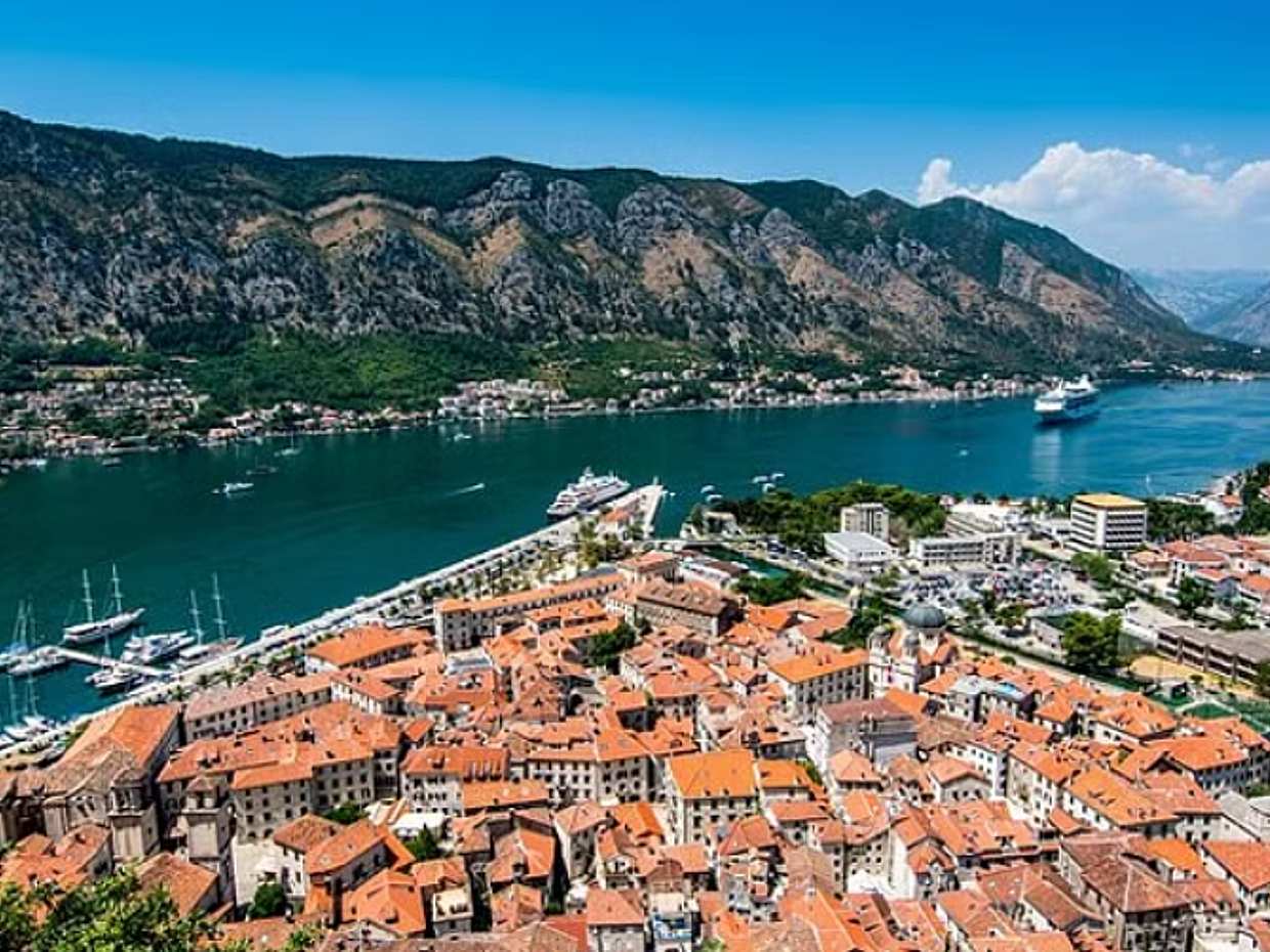 Group Full Day Tour: Kotor & Perast from Dubrovnik in Croatia, photo 3