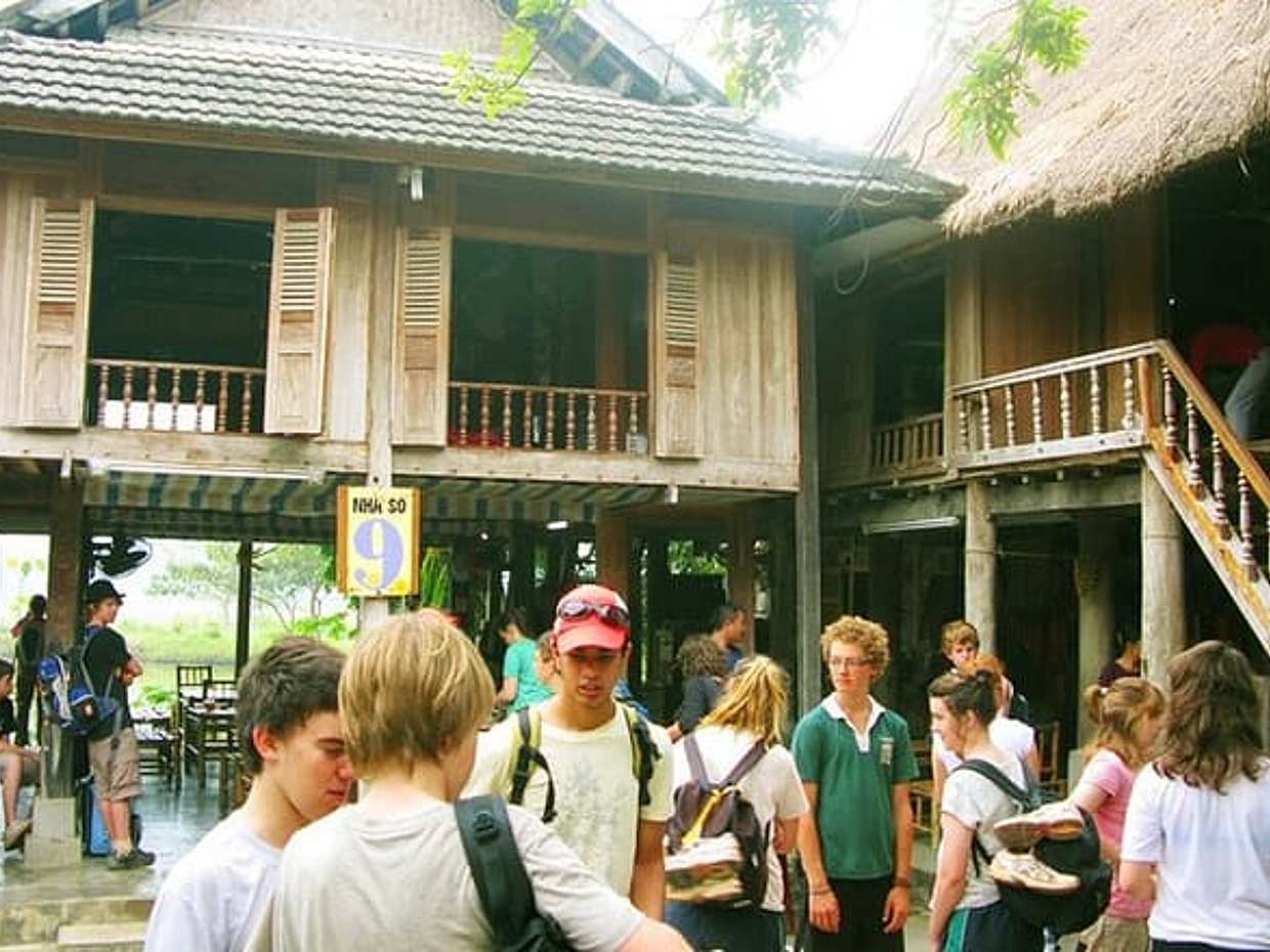 Mai Chau 2 Days 1 Night Tour from Hanoi: Biking & Ethnic Villages, photo 5