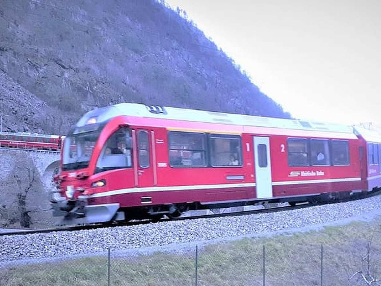 Lake Como, Swiss Alps and Bernina train. Departure from Milan, photo 5