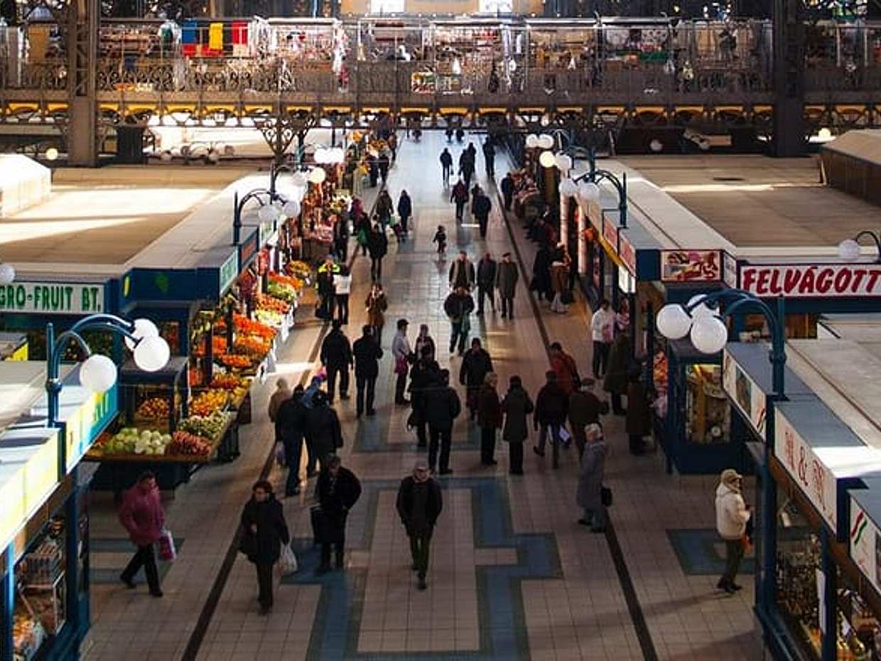 Historia y comida: Recorrido privado a pie por Budapest de 4 horas con guía de habla inglesa en Hungría, photo 4