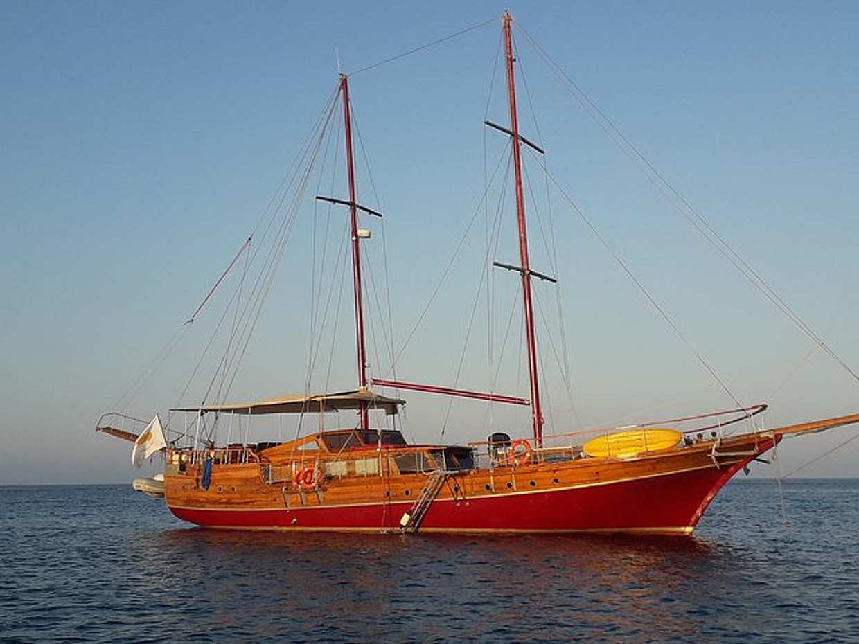 Privé cruise van 6 uur op een luxe houten jacht