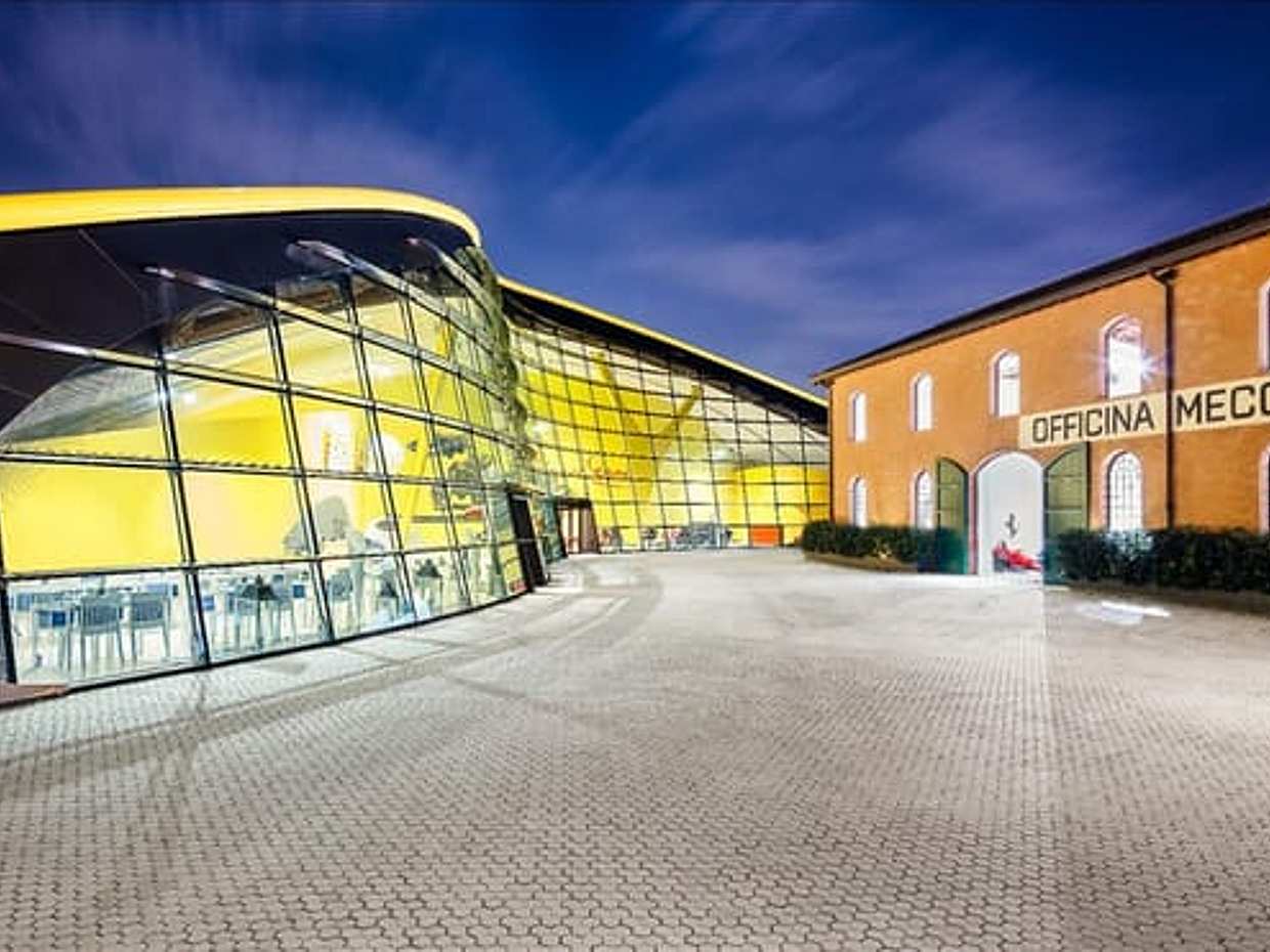 Modena and Maranello: Combo Ferrari Museums and bus transfer, photo 3