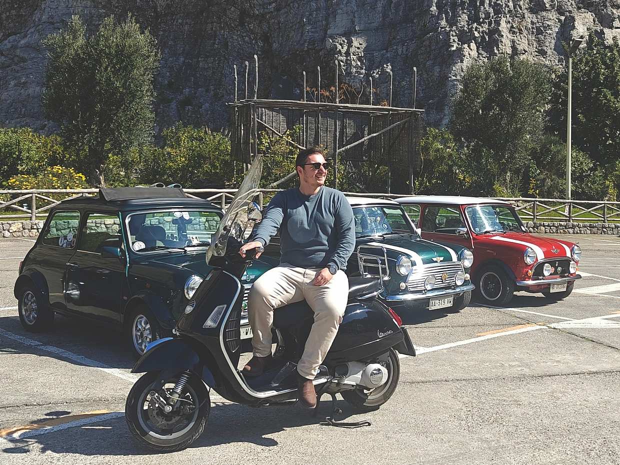 Vespa Tour Amalfi Coast s tvým italským parťákem v Itálii, Positano.
, photo 4