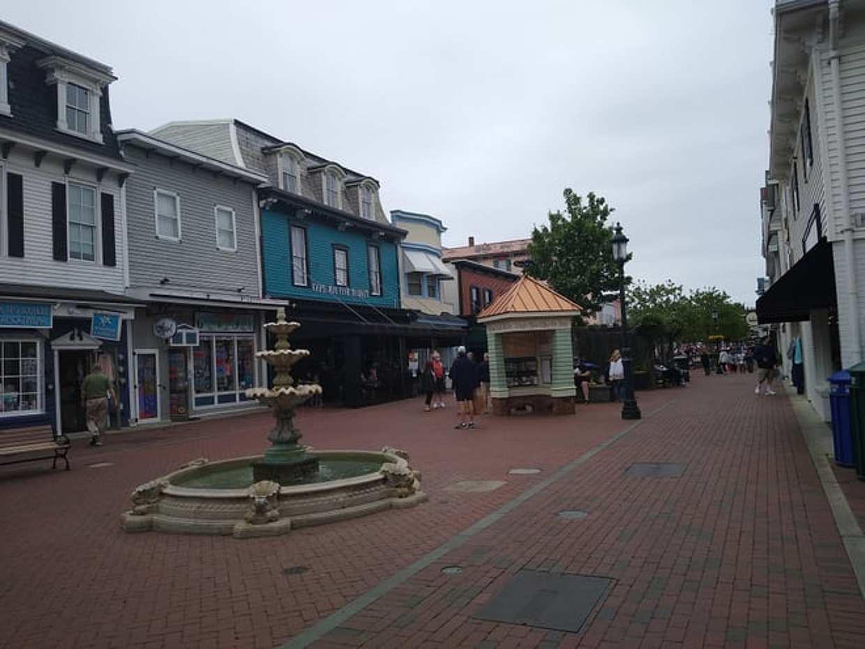 Express | Echoes in Cape May, United States, photo 4