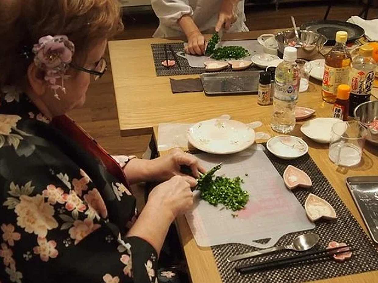 Gyoza Making in the Center of Kyoto, Japan, photo 3
