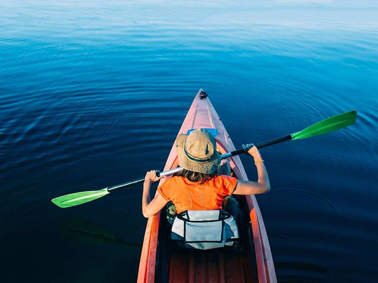 Canoe Ride on the Bosphorus in Turkey, Istanbul, photo 3