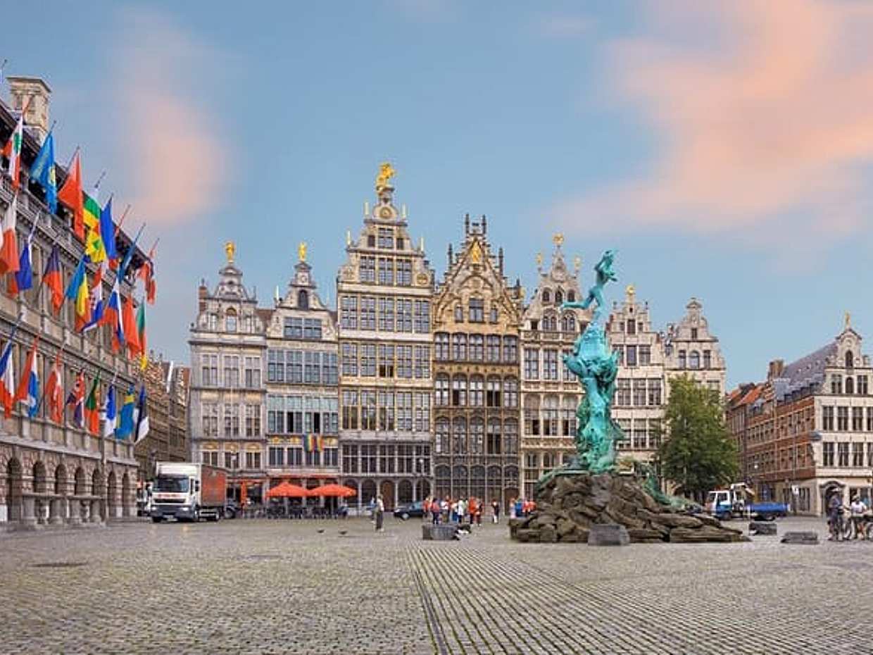 Private direct transfer from Rotterdam to Antwerp in Netherlands, photo 2