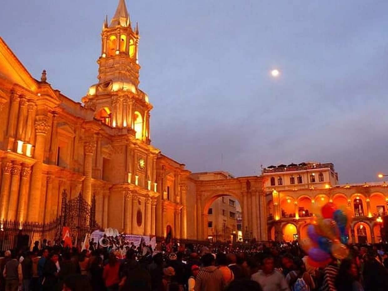 Private Day Trip From Puno to Arequipa and back
