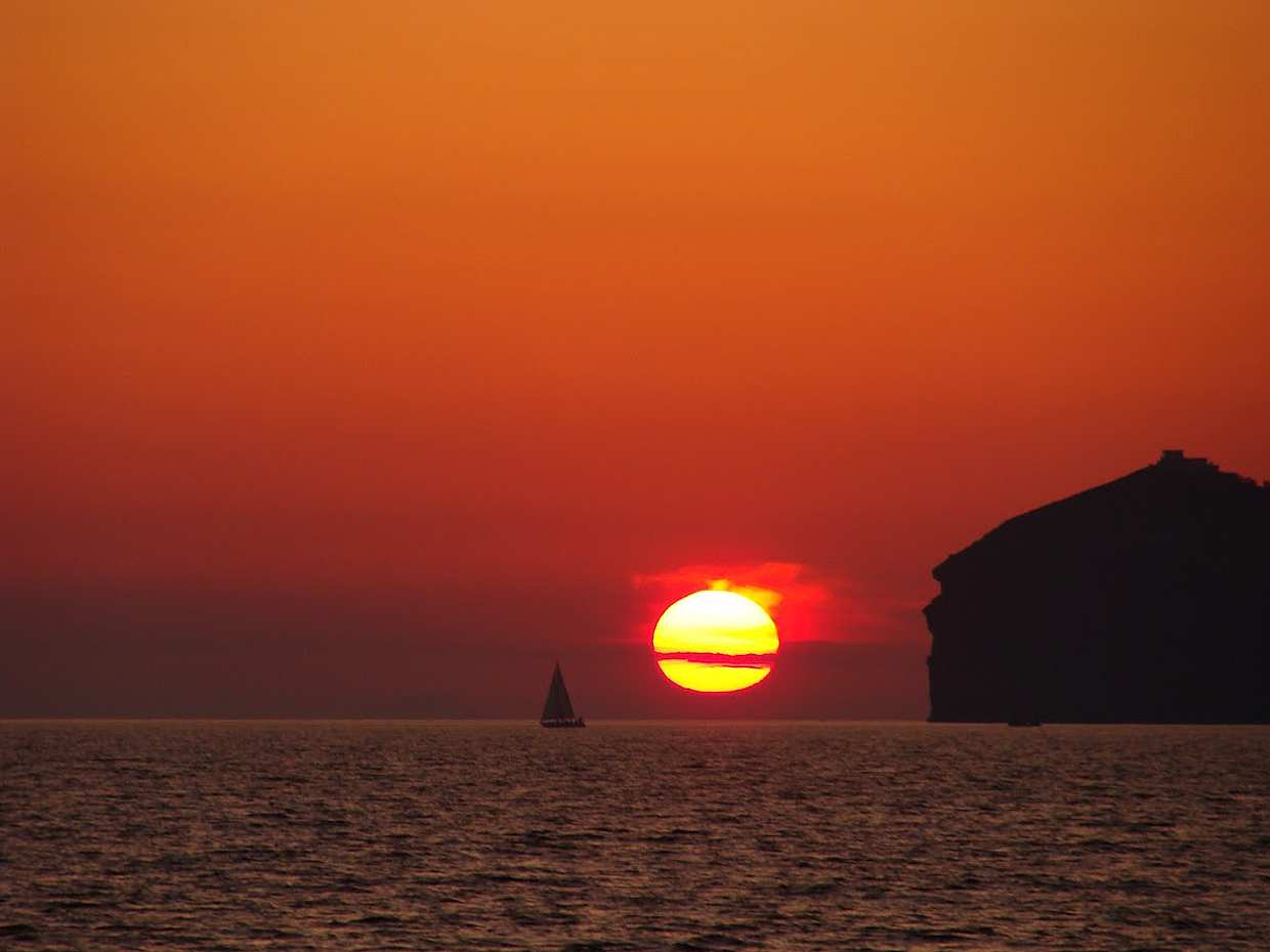 Soukromá plavba motorovou jachtou Targa při západu slunce s jídlem a pitím v Řecku, Santorini., photo 2