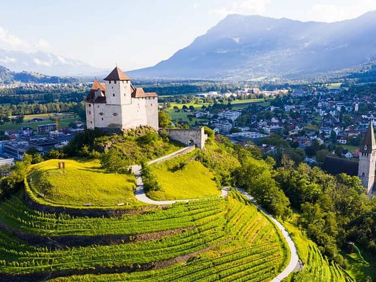 Transfert privé: Zurich à Vaduz, 2h de visite à Balzers en Suisse, Zurich